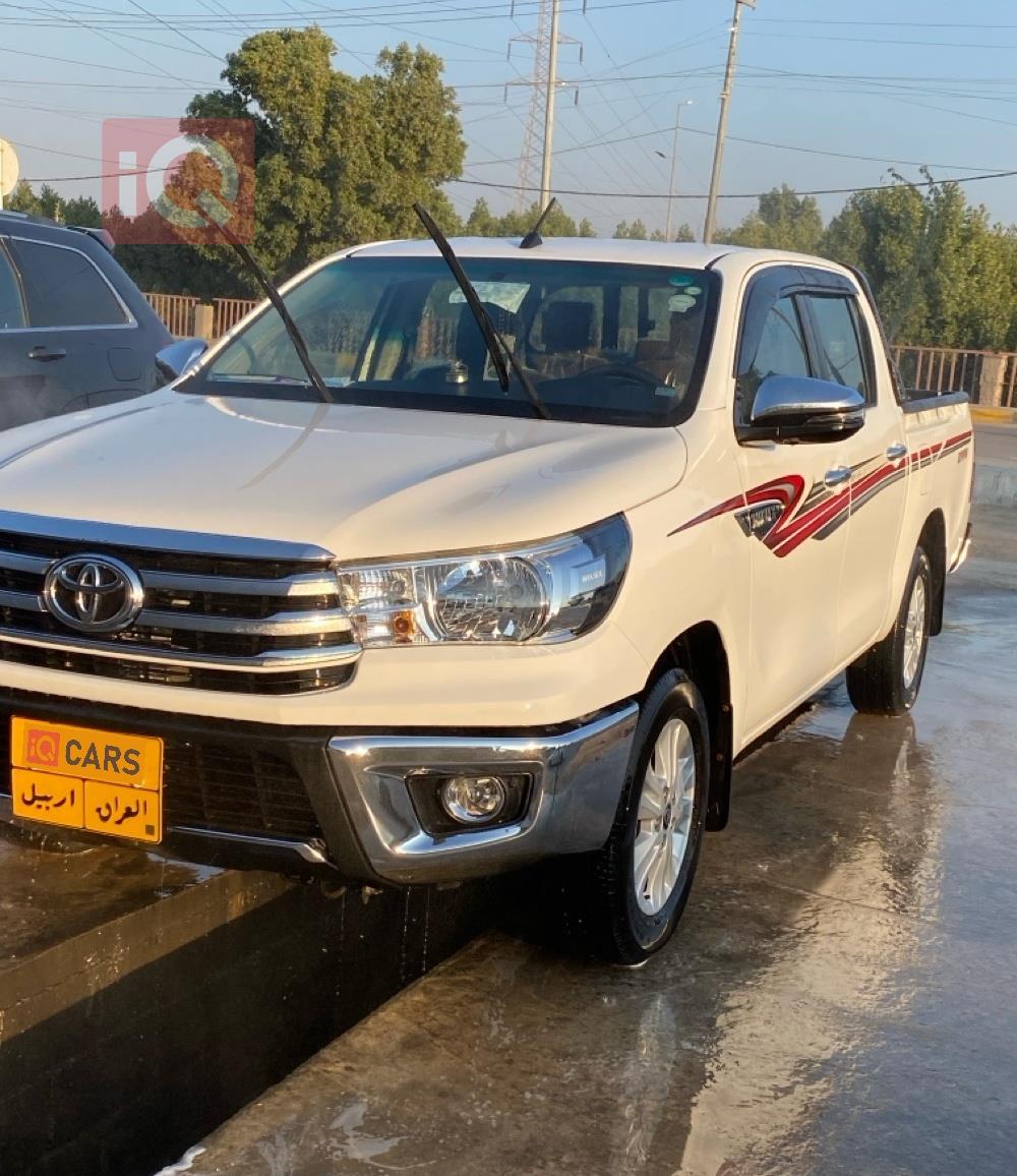 تويوتا هايلوكس